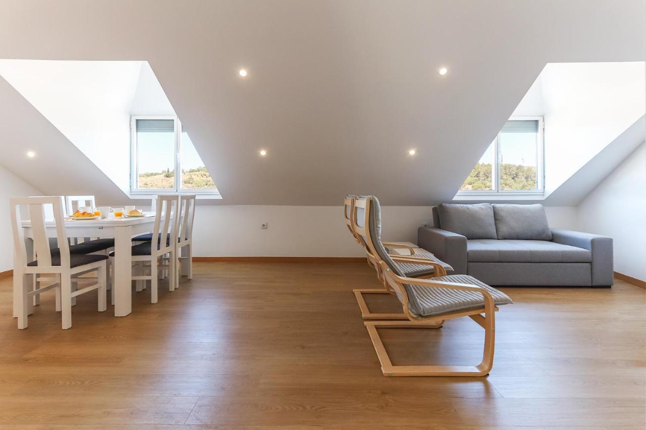 Portucale ! Concept Campo Ourique Apartment Lissabon
